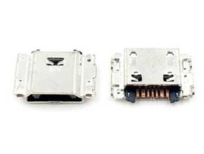 Ajouter au panier Quai de Recharge Samsung Galaxy J3 (2016) Quai de Recharge Samsung Galaxy J3 (2016)